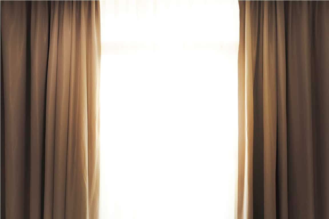 open curtains 2022 10 07 22 02 34 utc