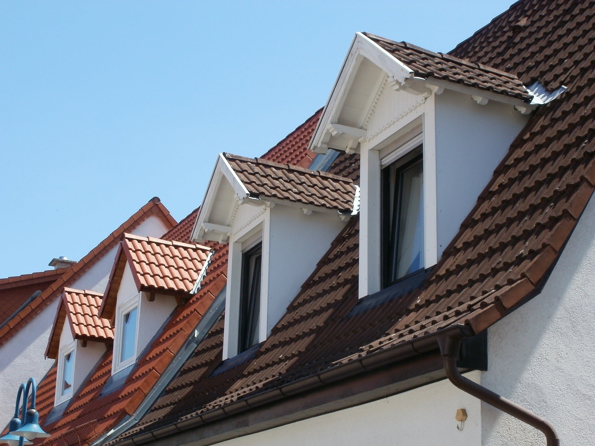 dormer windows 837654 1920
